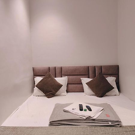Hotel Pragati Inn Ahmednagar Extérieur photo