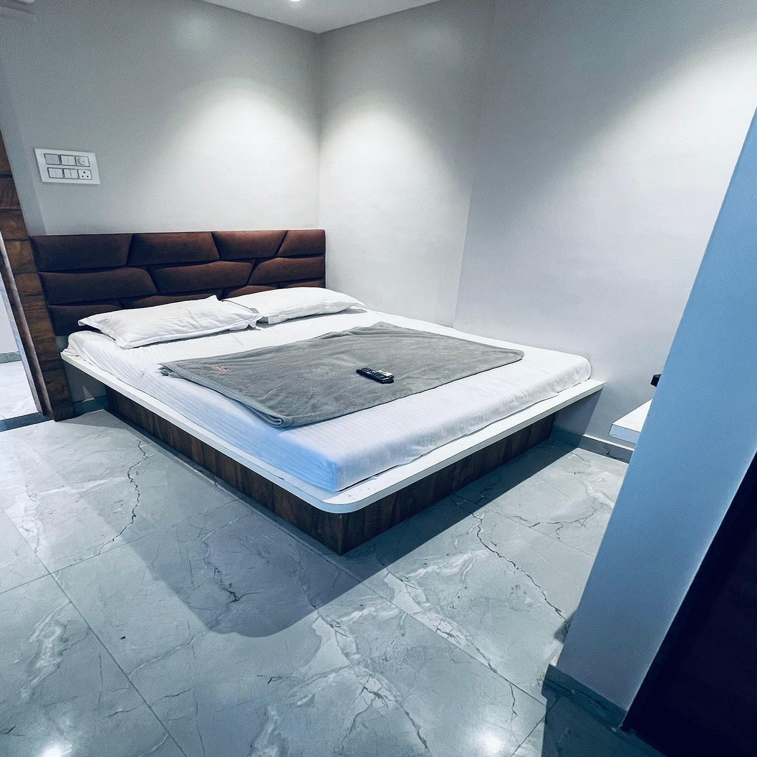Hotel Pragati Inn Ahmednagar Extérieur photo